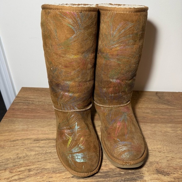 UGG Australia Rainbow Tropical Leaf Brown Boots, Women’s 6 - Picture 2 of 10